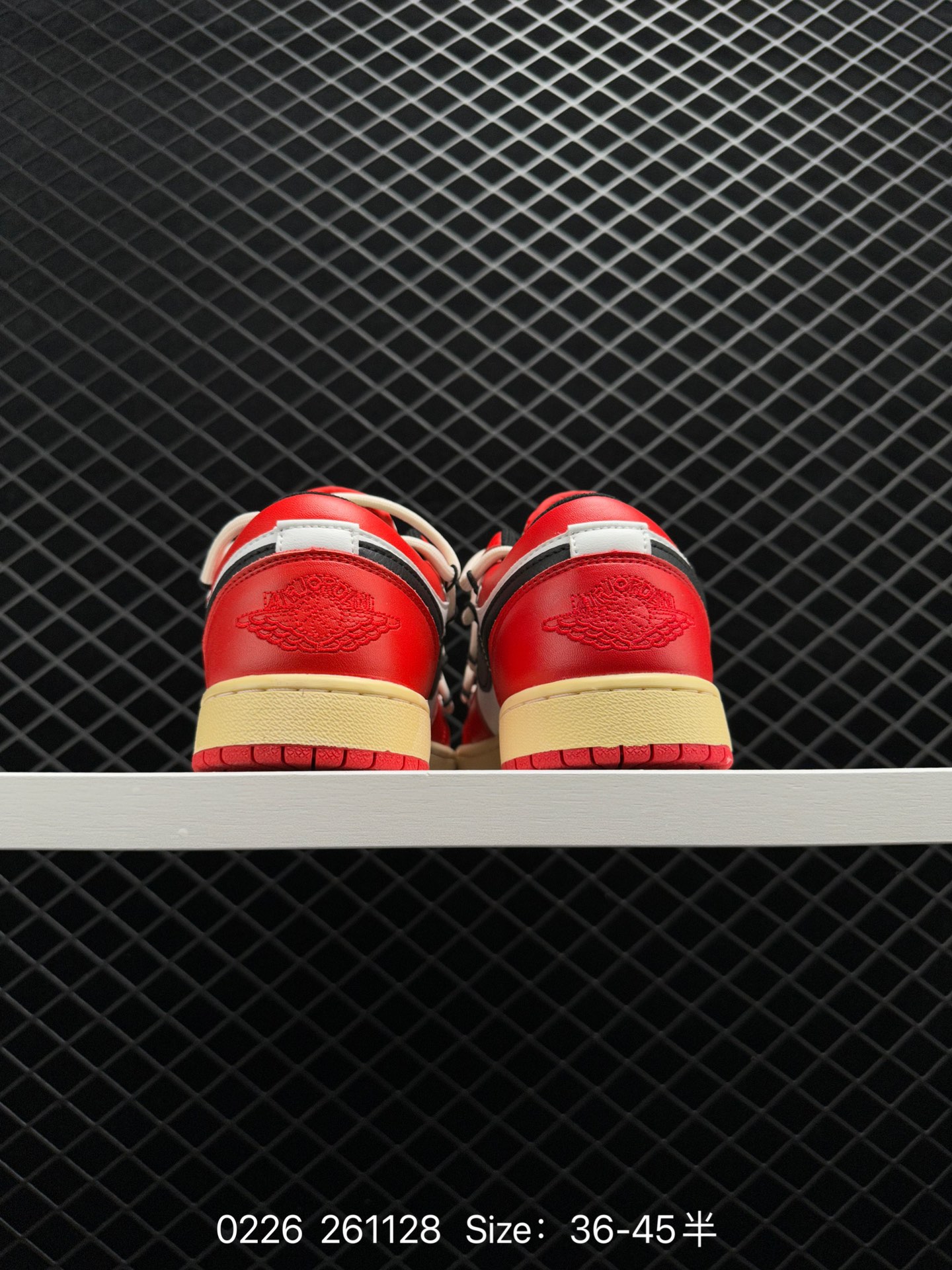 Air Jordan 1 Low AJ1